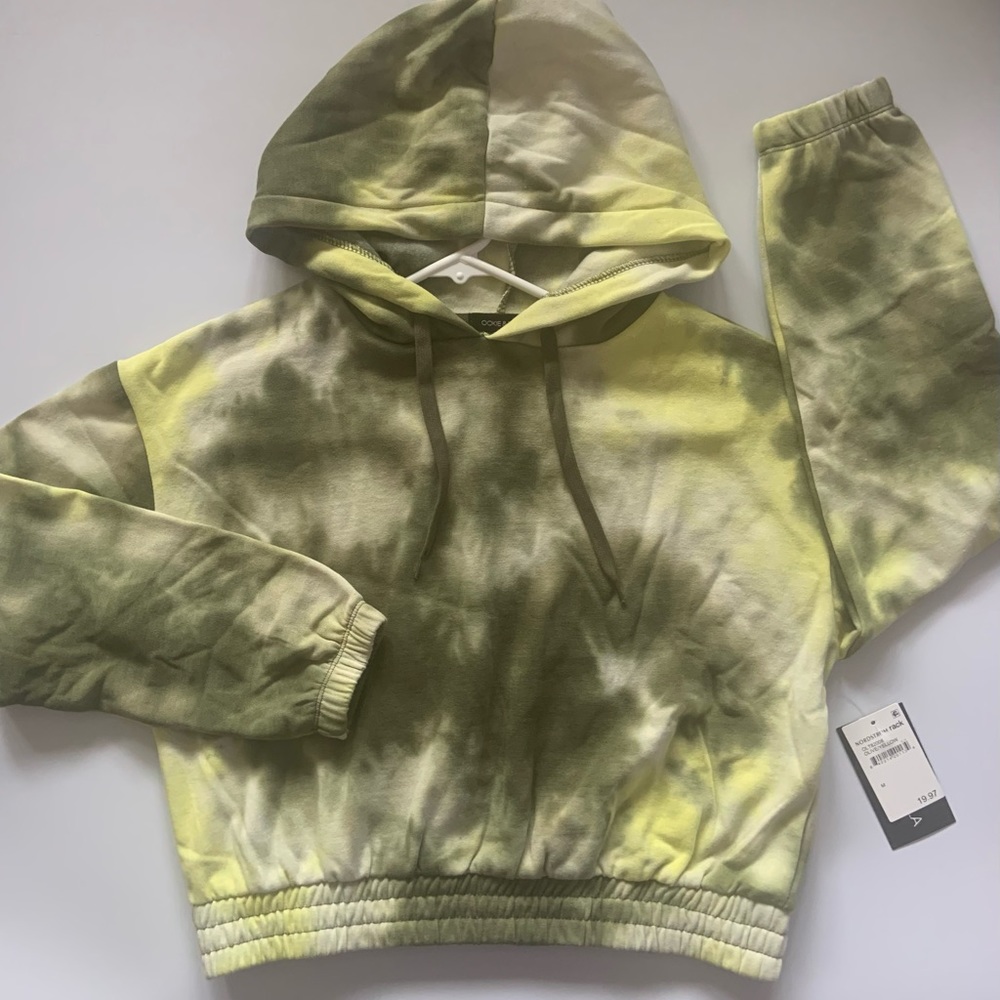 NWT Ookie and LaLa cropped Hoodie